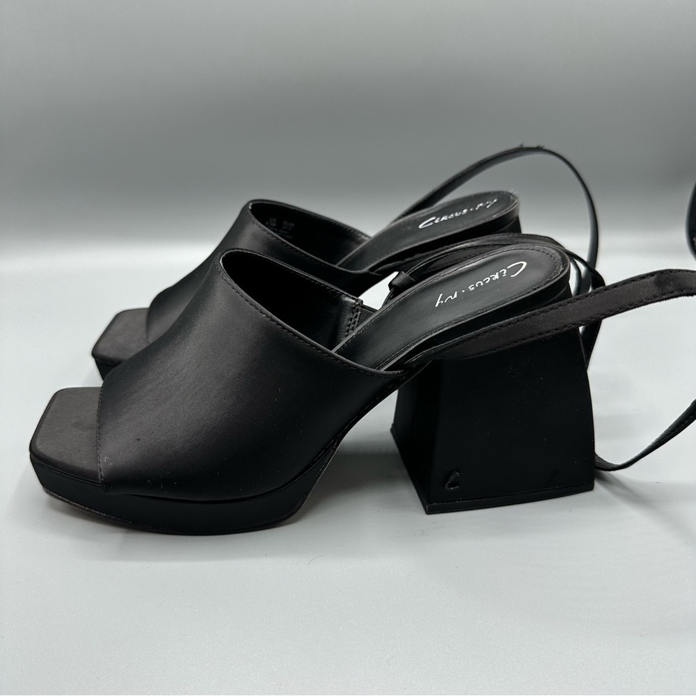 Circus By Sam Edelman Sandals Size 9.5 Black Satin Platform Chunky Heel Shoes